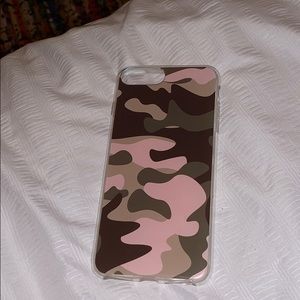 iphone (+) camouflage phone case